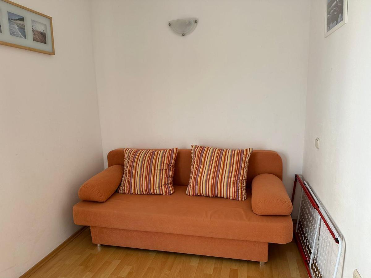 Apartmani Karlobag Eksteriør bilde