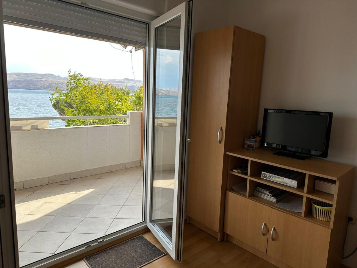 Apartmani Karlobag Eksteriør bilde
