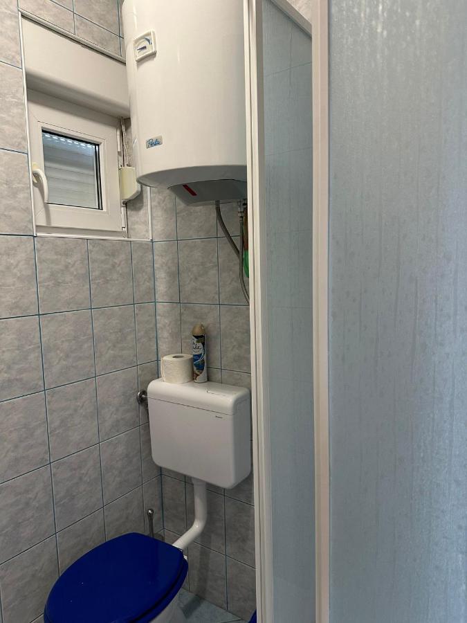 Apartmani Karlobag Eksteriør bilde